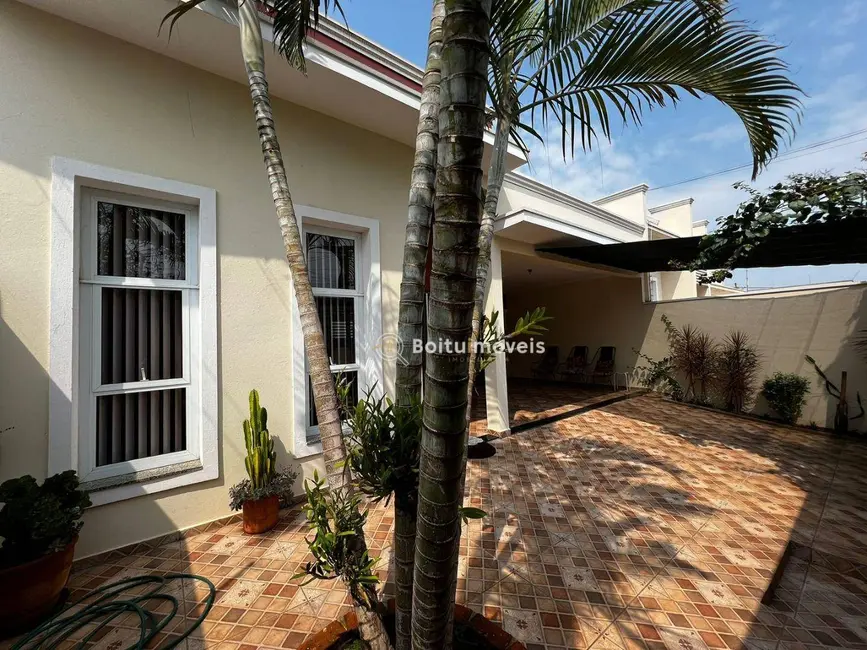 Foto 2 de Casa com 3 quartos à venda, 200m2 em Boituva - SP