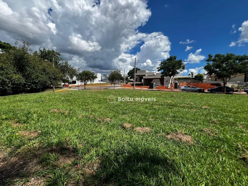 Foto 5 de Terreno / Lote à venda, 1550m2 em Boituva - SP