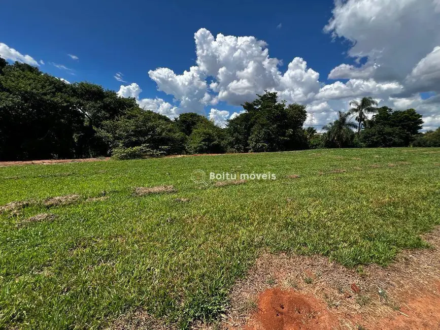 Foto 6 de Terreno / Lote à venda, 2084m2 em Boituva - SP