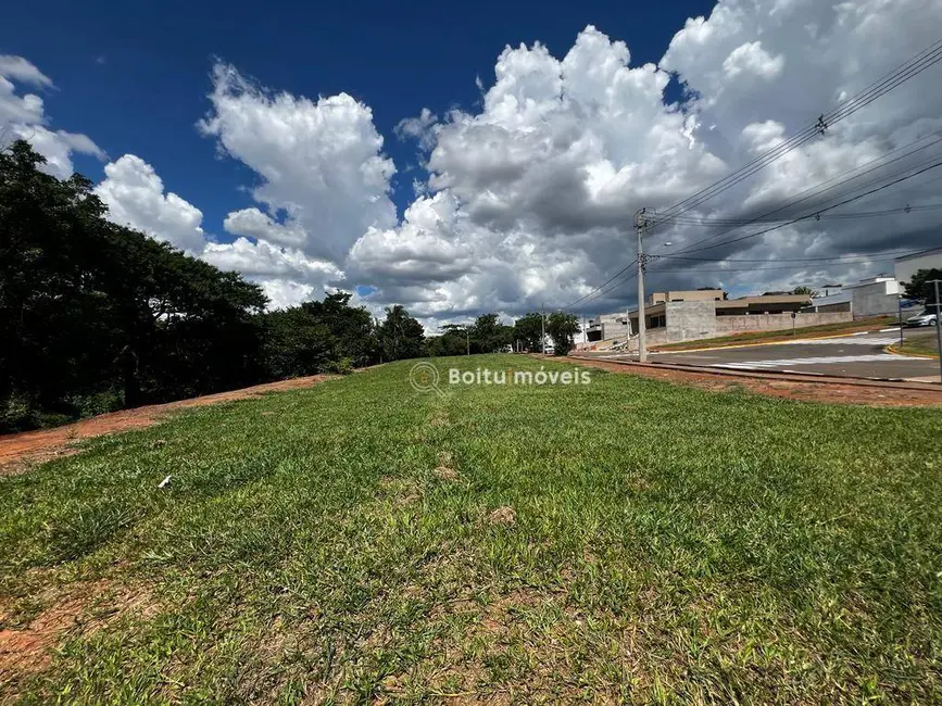 Foto 9 de Terreno / Lote à venda, 2084m2 em Boituva - SP