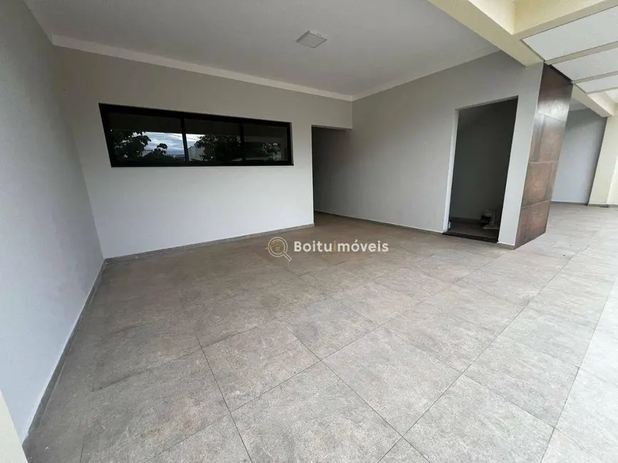 Foto 1 de Apartamento com 3 quartos à venda, 130m2 em Boituva - SP