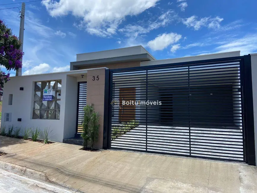Foto 1 de Casa com 3 quartos à venda, 250m2 em Boituva - SP