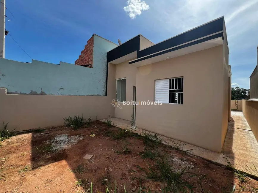Foto 2 de Casa com 2 quartos à venda, 140m2 em Boituva - SP