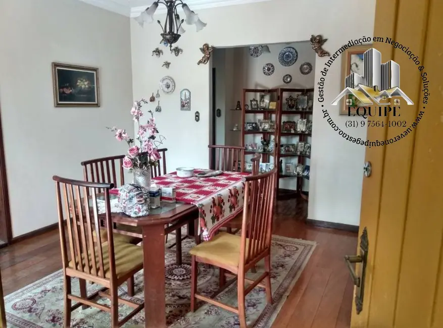 Foto 7 de Casa com 4 quartos à venda, 184m2 em Centro, Santa Luzia - MG