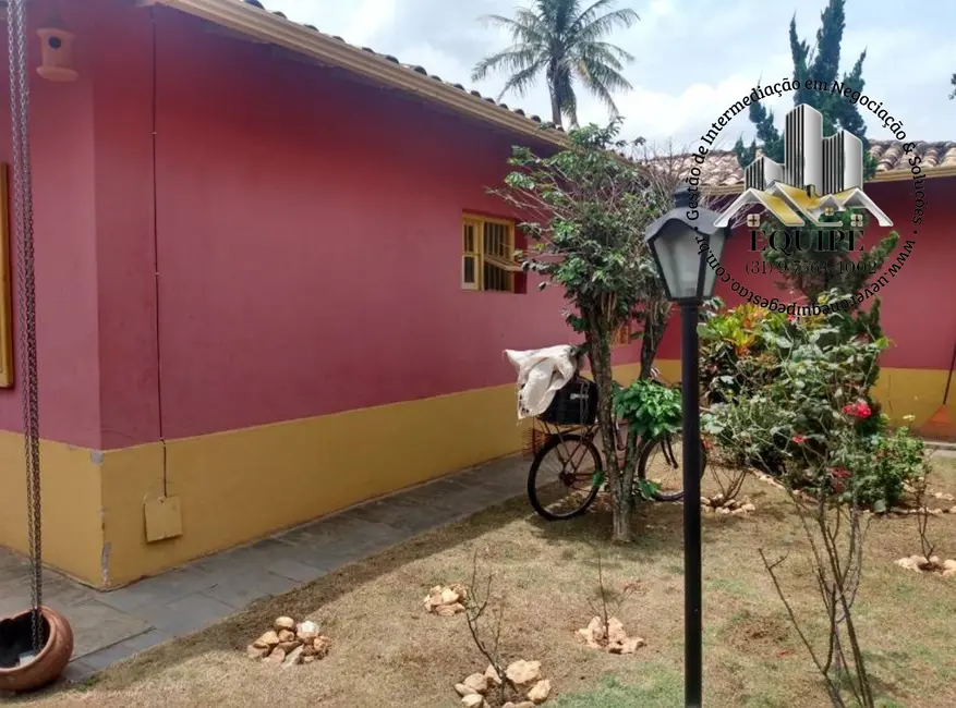Foto 3 de Casa com 4 quartos à venda, 184m2 em Centro, Santa Luzia - MG