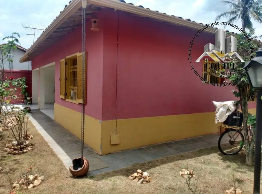 Foto 2 de Casa com 4 quartos à venda, 184m2 em Centro, Santa Luzia - MG