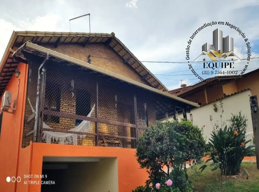 Foto 3 de Casa com 4 quartos à venda, 425m2 em Centro, Santa Luzia - MG