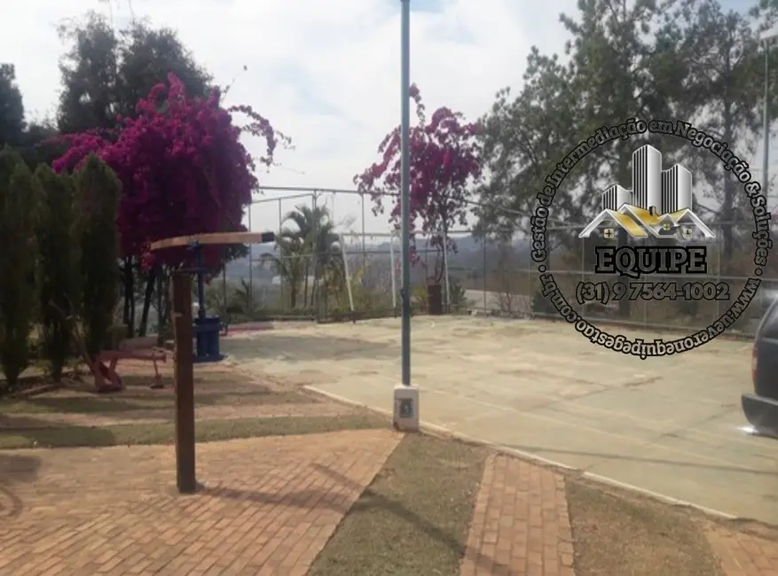 Foto 3 de Sítio / Rancho com 4 quartos à venda, 680m2 em Santa Luzia - MG