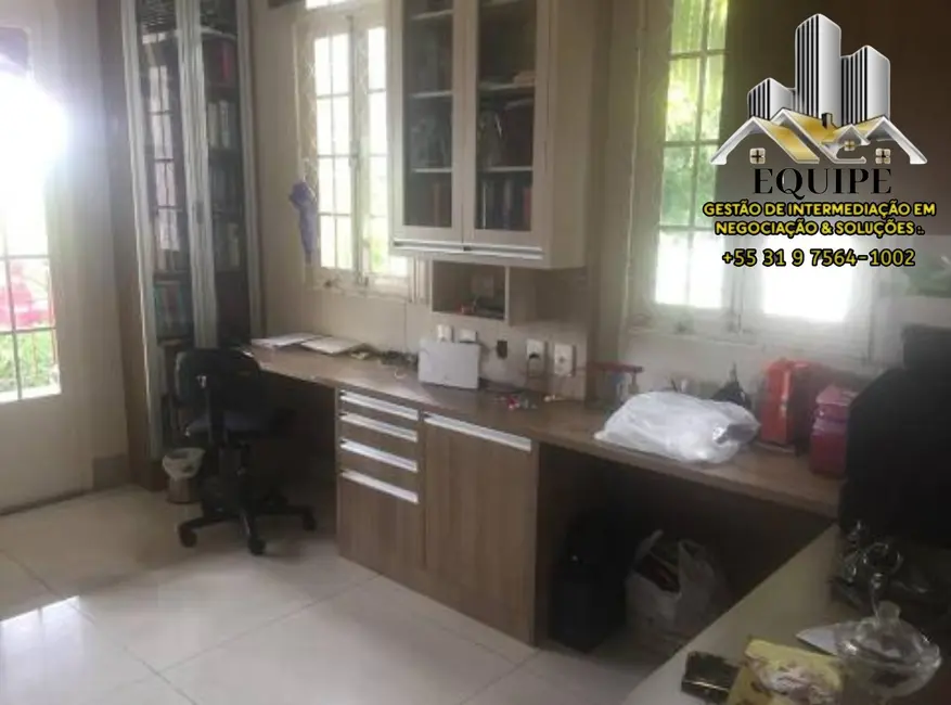 Foto 5 de Casa com 4 quartos à venda, 377m2 em Centro, Santa Luzia - MG