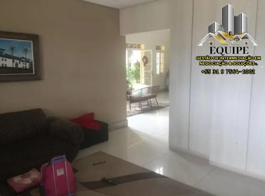 Foto 3 de Casa com 4 quartos à venda, 377m2 em Centro, Santa Luzia - MG
