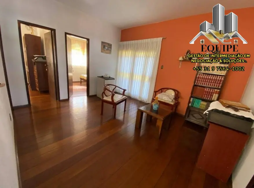 Casa com 3 quartos à venda, 256m2 em Contagem - MG - imagem 8 Foto 8 de Casa com 3 quartos à venda, 256m2 em Contagem - MG