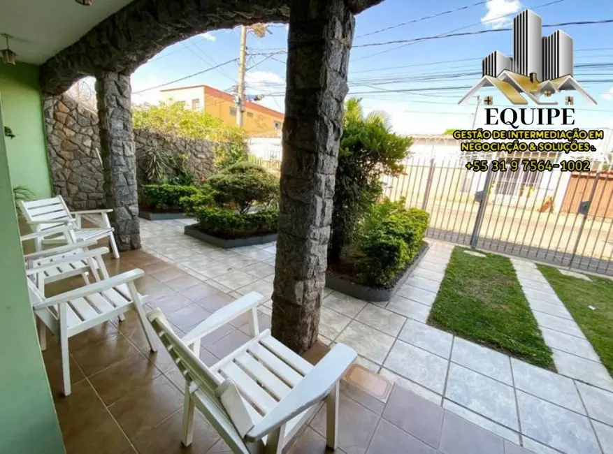 Casa com 3 quartos à venda, 256m2 em Contagem - MG - imagem 3 Foto 3 de Casa com 3 quartos à venda, 256m2 em Contagem - MG