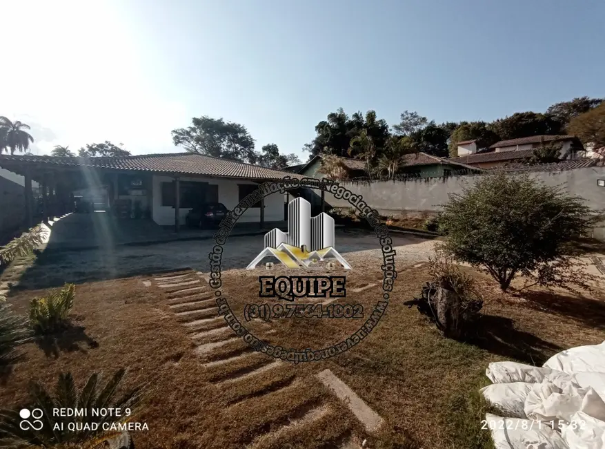 Foto 1 de Casa com 4 quartos à venda, 400m2 em Bom Jesus, Santa Luzia - MG