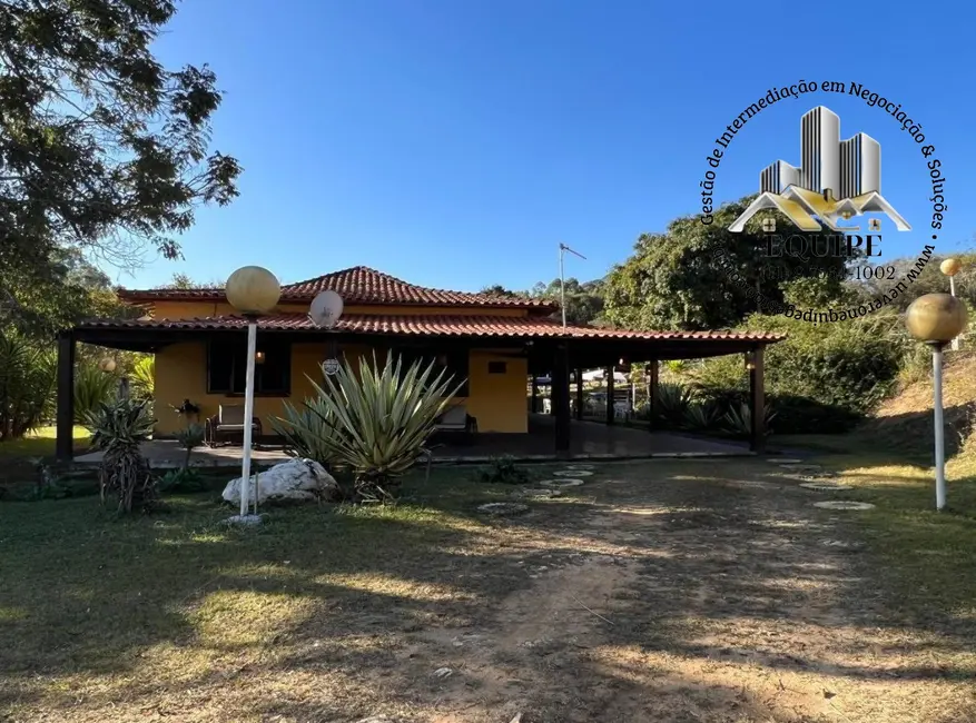 Foto 2 de Fazenda / Haras com 4 quartos à venda, 173m2 em Alfredo Vasconcelos - MG