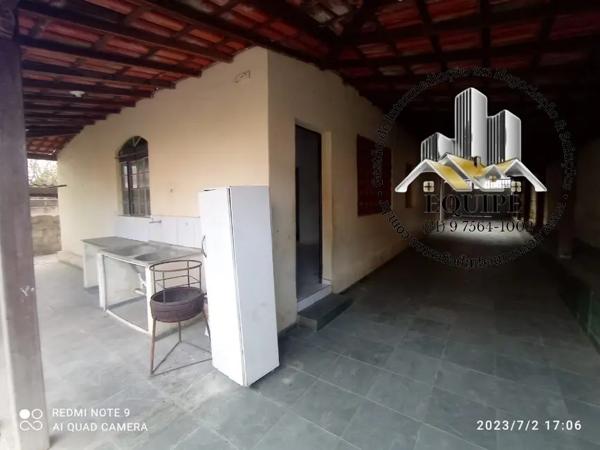 Foto 1 de Casa com 4 quartos à venda, 110m2 em Nossa Senhora do Carmo, Santa Luzia - MG