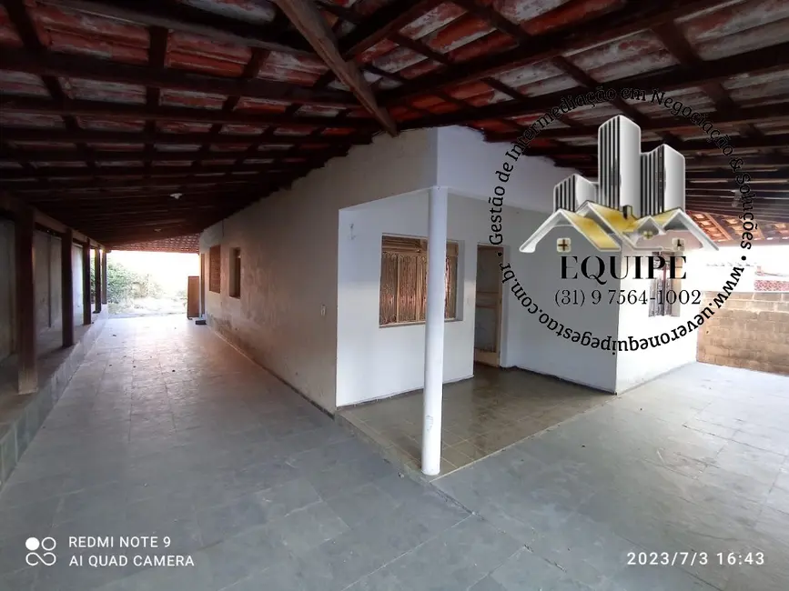 Foto 2 de Casa com 4 quartos à venda, 110m2 em Nossa Senhora do Carmo, Santa Luzia - MG