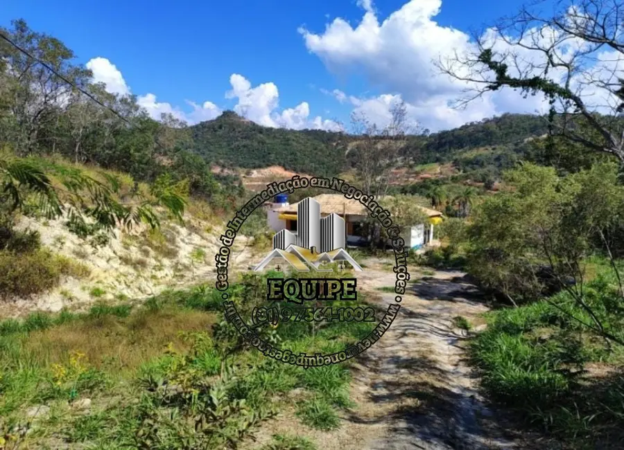 Foto 4 de Sítio / Rancho com 2 quartos à venda, 100m2 em Taquaracu De Minas - MG