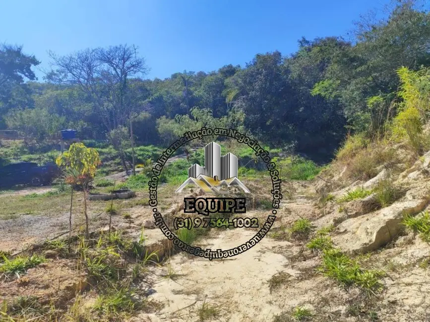 Foto 5 de Sítio / Rancho com 2 quartos à venda, 100m2 em Taquaracu De Minas - MG