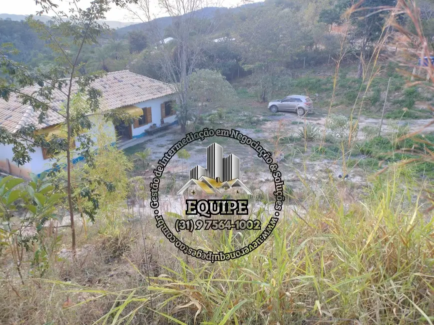 Foto 2 de Sítio / Rancho com 2 quartos à venda, 100m2 em Taquaracu De Minas - MG