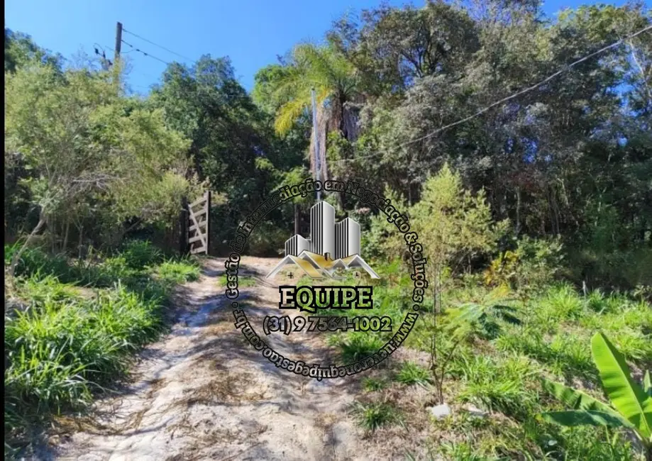 Foto 3 de Sítio / Rancho com 2 quartos à venda, 100m2 em Taquaracu De Minas - MG