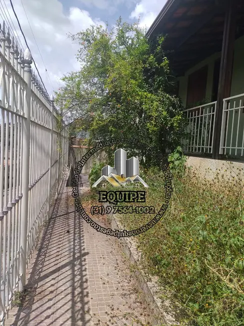 Foto 3 de Casa com 3 quartos à venda, 100m2 em Vila Olga, Santa Luzia - MG