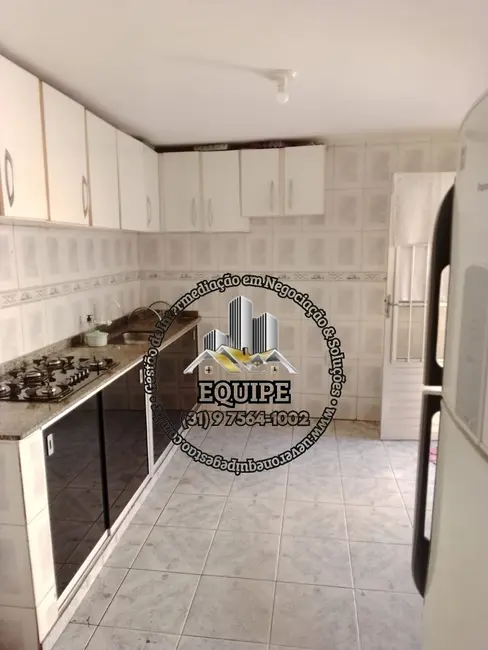 Foto 8 de Casa com 4 quartos à venda, 180m2 em Morada do Rio, Santa Luzia - MG