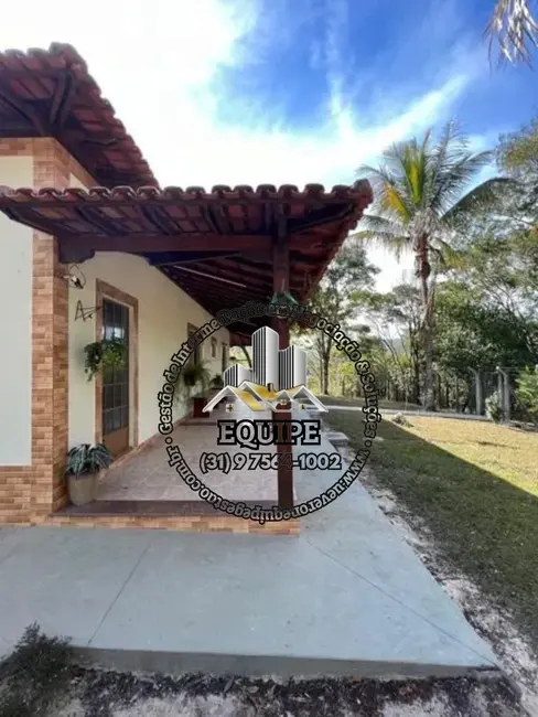 Foto 6 de Sítio / Rancho com 3 quartos à venda, 170m2 em Taquaracu De Minas - MG
