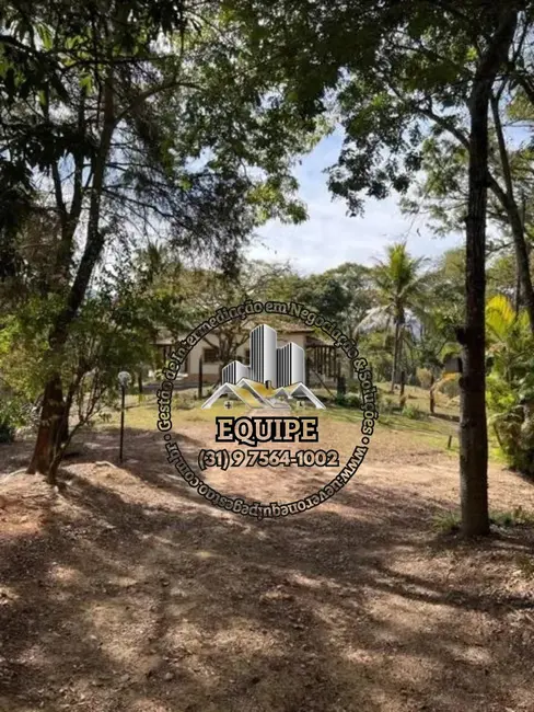 Foto 4 de Sítio / Rancho com 3 quartos à venda, 170m2 em Taquaracu De Minas - MG