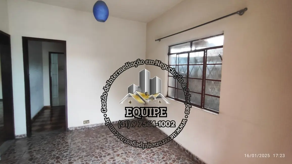 Foto 4 de Casa com 2 quartos à venda, 100m2 em São João Batista, Santa Luzia - MG