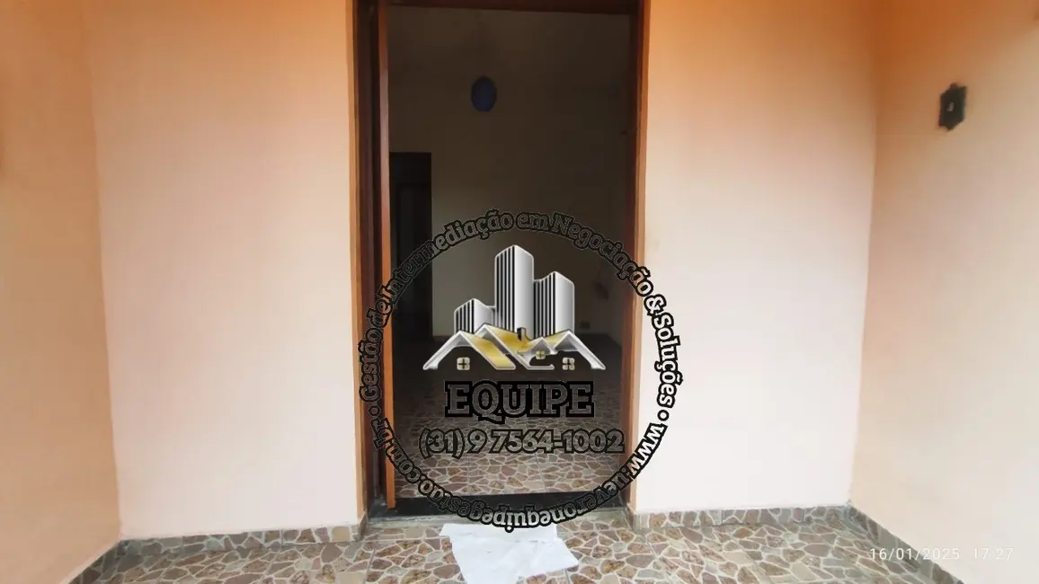 Foto 3 de Casa com 2 quartos à venda, 100m2 em São João Batista, Santa Luzia - MG