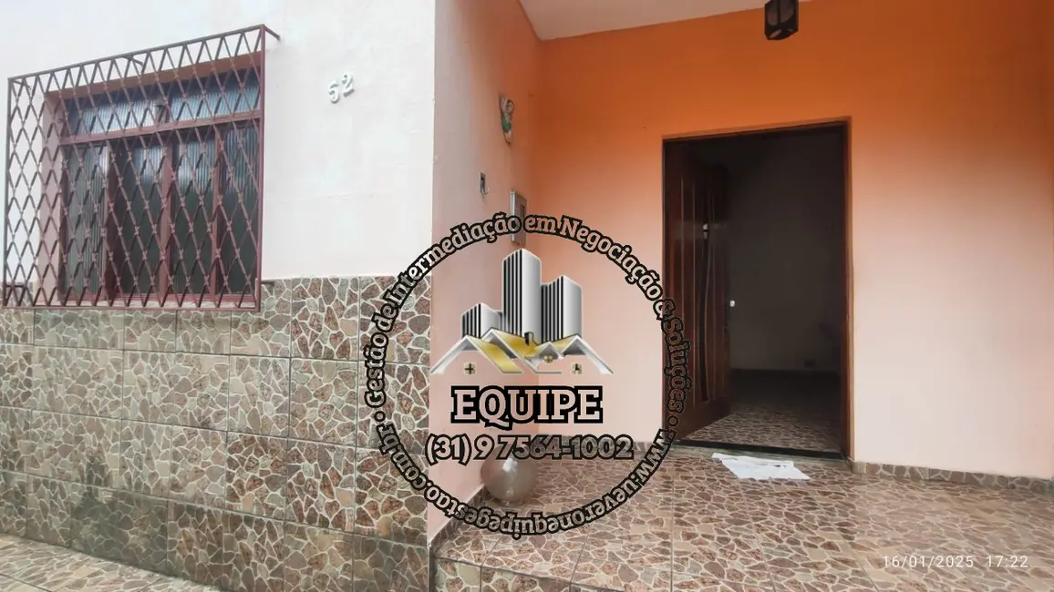 Foto 2 de Casa com 2 quartos à venda, 100m2 em São João Batista, Santa Luzia - MG