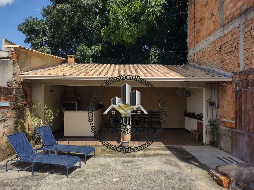 Foto 1 de Casa com 3 quartos à venda, 100m2 em São Benedito, Santa Luzia - MG