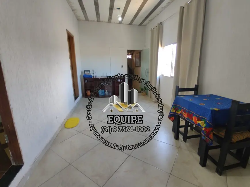 Foto 3 de Casa com 3 quartos à venda, 100m2 em São Benedito, Santa Luzia - MG