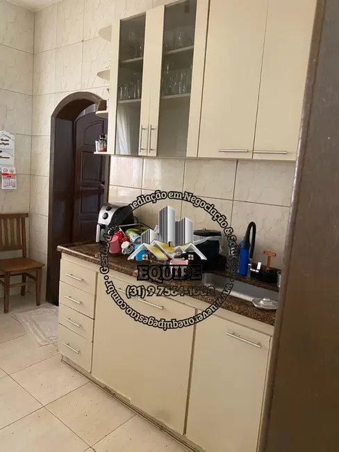 Foto 9 de Casa com 3 quartos à venda, 270m2 em Barreiro do Amaral, Santa Luzia - MG