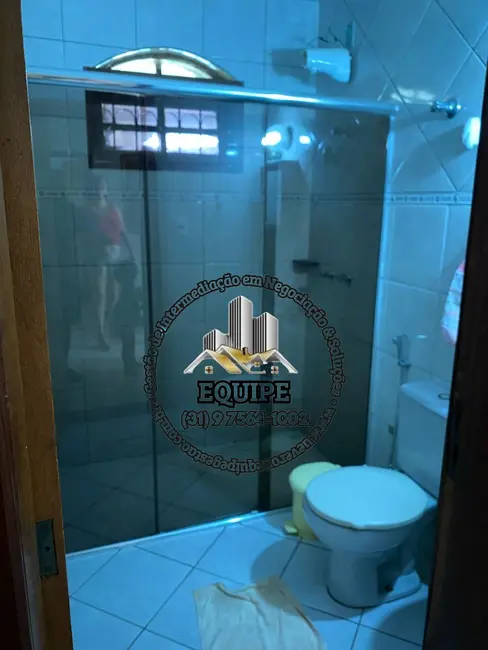 Foto 6 de Casa com 3 quartos à venda, 270m2 em Barreiro do Amaral, Santa Luzia - MG