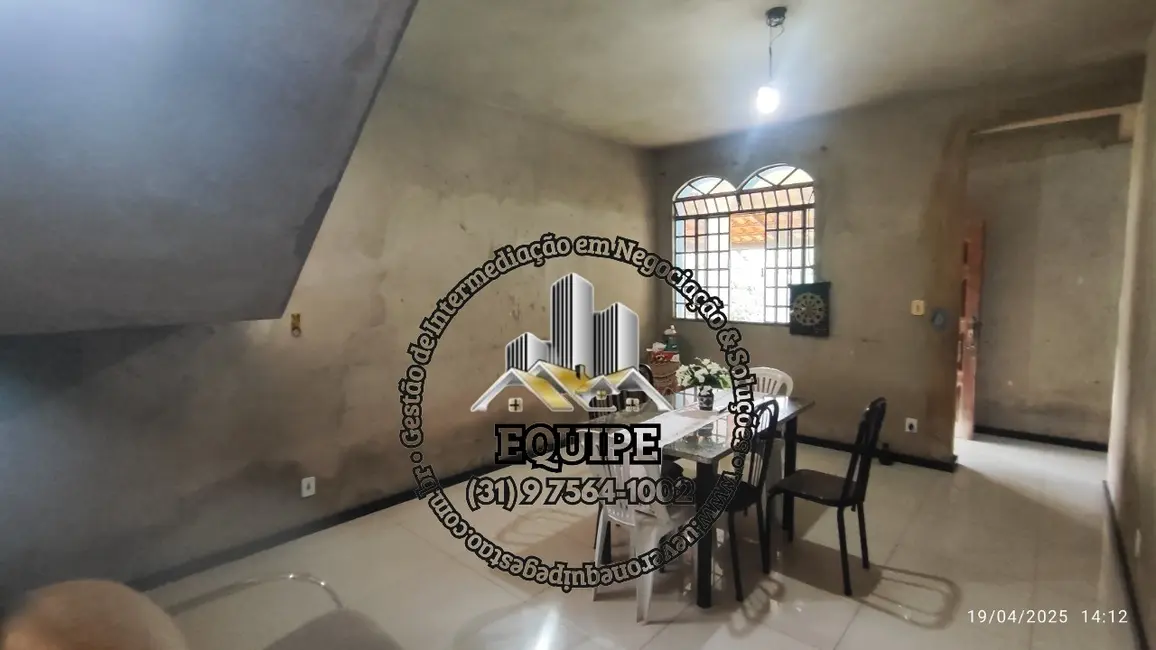 Foto 6 de Casa de Condomínio com 4 quartos à venda, 178m2 em Barreiro do Amaral, Santa Luzia - MG