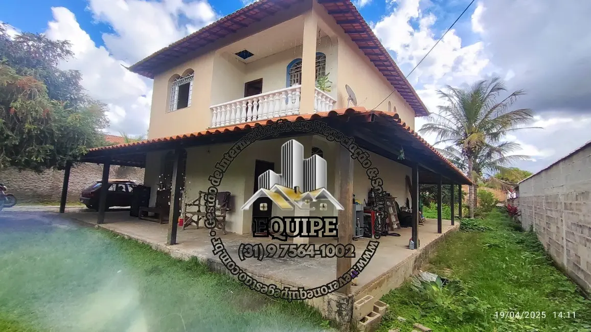 Foto 1 de Casa de Condomínio com 4 quartos à venda, 178m2 em Barreiro do Amaral, Santa Luzia - MG