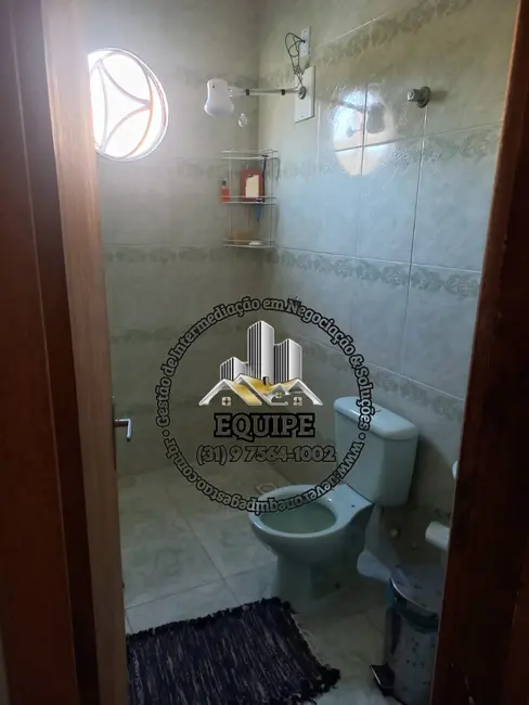 Foto 5 de Casa com 2 quartos à venda, 92m2 em Castanheira, Santa Luzia - MG