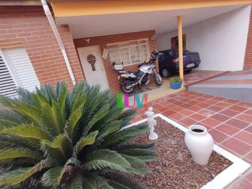 Foto 3 de Casa com 3 quartos à venda, 300m2 em Jardim Ipê, Itatiba - SP