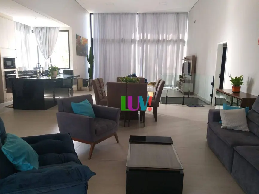 Foto 3 de Casa de Condomínio com 3 quartos à venda, 500m2 em Jardim Alto de Santa Cruz, Itatiba - SP