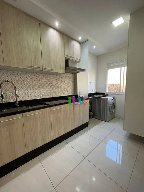 Foto 3 de Apartamento com 2 quartos à venda, 69m2 em Jardim Ester, Itatiba - SP