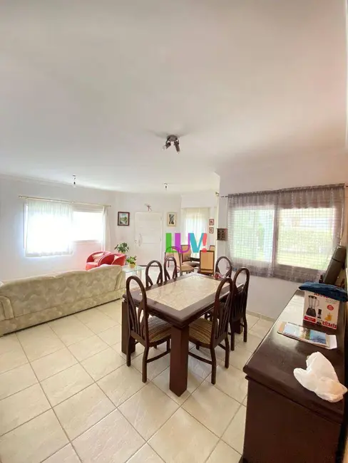Foto 2 de Casa de Condomínio com 3 quartos à venda, 340m2 em Parque das Laranjeiras, Itatiba - SP