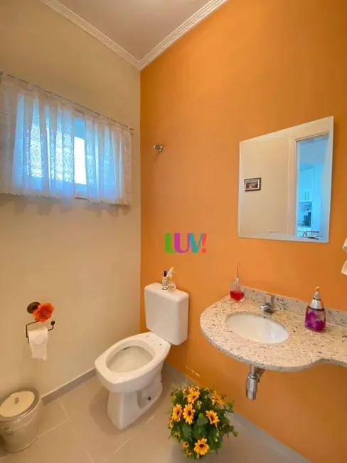 Foto 3 de Casa de Condomínio com 3 quartos à venda, 340m2 em Parque das Laranjeiras, Itatiba - SP