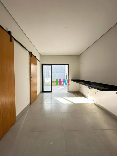 Foto 5 de Casa de Condomínio com 3 quartos à venda, 300m2 em Parque das Laranjeiras, Itatiba - SP