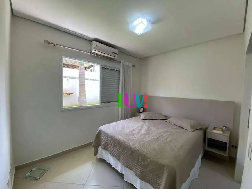 Foto 7 de Casa de Condomínio com 3 quartos à venda, 203m2 em Parque das Laranjeiras, Itatiba - SP