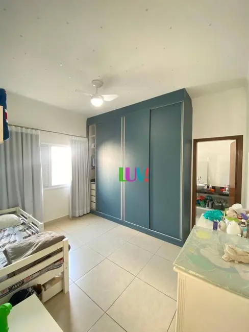Foto 7 de Casa de Condomínio com 3 quartos à venda, 300m2 em Parque das Laranjeiras, Itatiba - SP