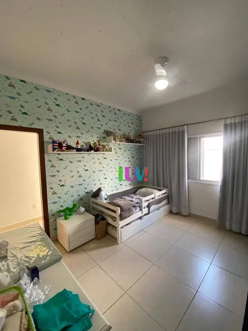 Foto 8 de Casa de Condomínio com 3 quartos à venda, 300m2 em Parque das Laranjeiras, Itatiba - SP