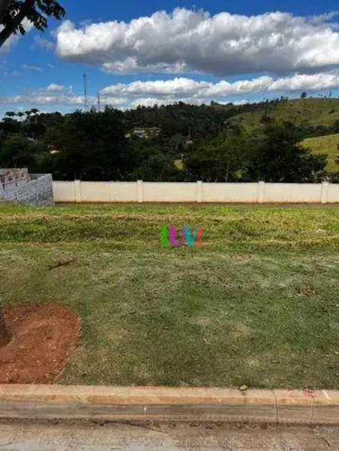 Foto 1 de Terreno / Lote à venda, 390m2 em Itatiba - SP