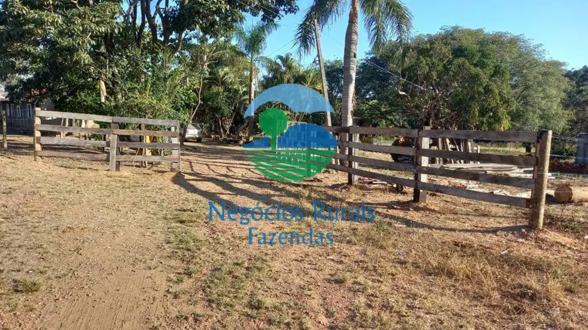 Foto 1 de Fazenda / Haras com 1 quarto à venda, 275m2 em Ipameri - GO