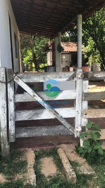 Fazenda / Haras com 1 quarto à venda, 232m2 em Caldas Novas - GO - imagem 5 Foto 5 de Fazenda / Haras com 1 quarto à venda, 232m2 em Caldas Novas - GO